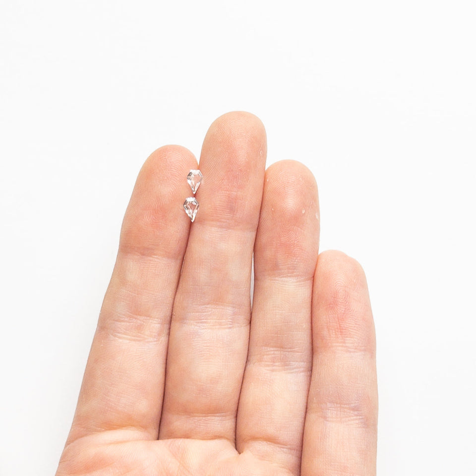 0.30cttw 2pc 4.99x3.49x1.51mm 4.99x3.46x1.52mm Shield Step Cut Sapphire Matching Pair 22803-01