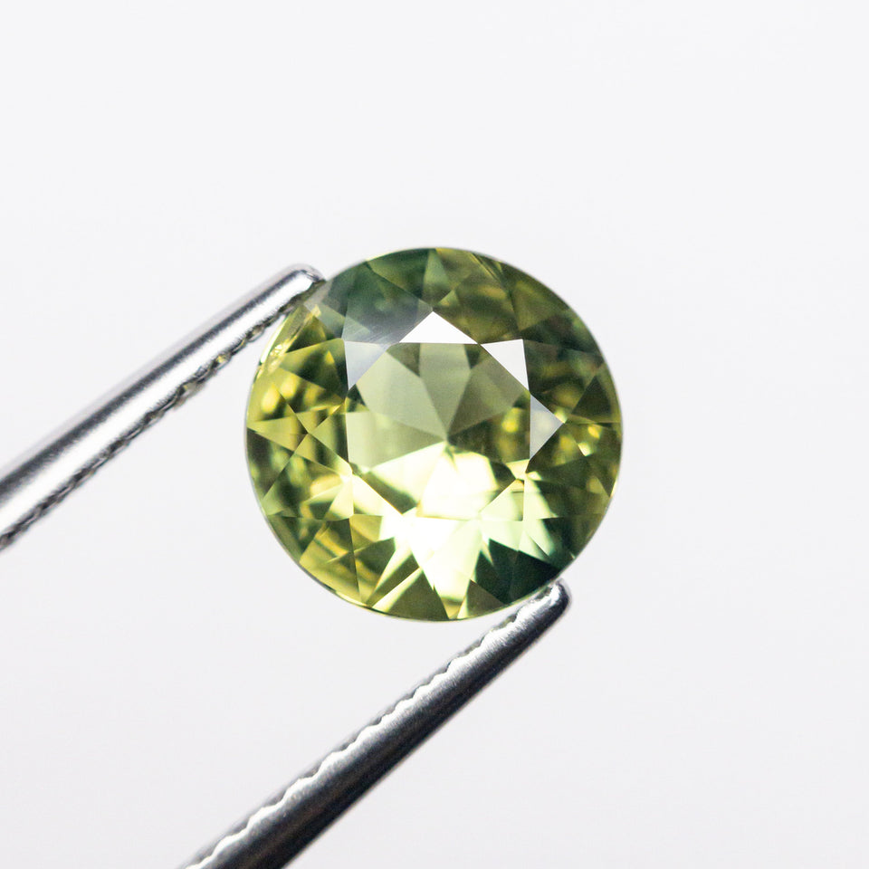 1.43ct 7.28x7.25x3.74mm Round Brilliant Sapphire 23806-06