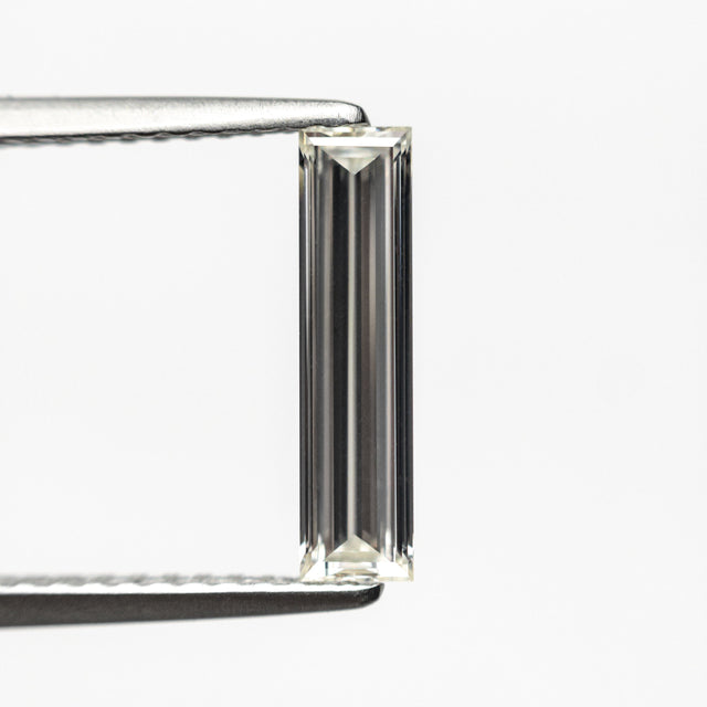 0.70ct 11.58x2.89x1.80mm GIA Internally Flawless H Baguette Step Cut 24300-01