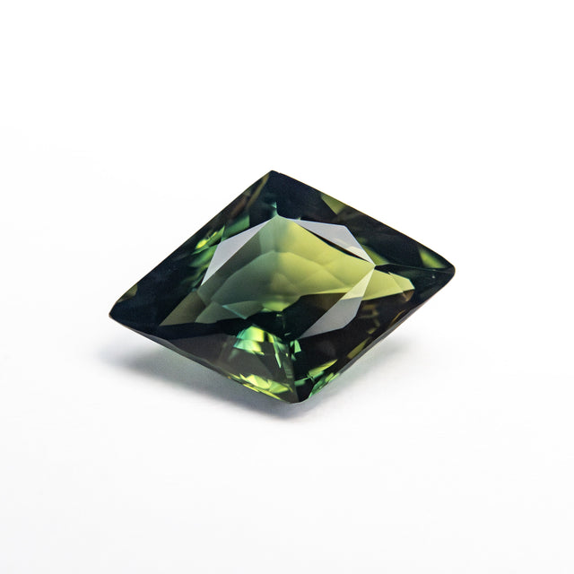 IN SHOP _ 1.62ct 10.22x7.00x3.74mm Lozenge Brilliant Sapphire 25362-02