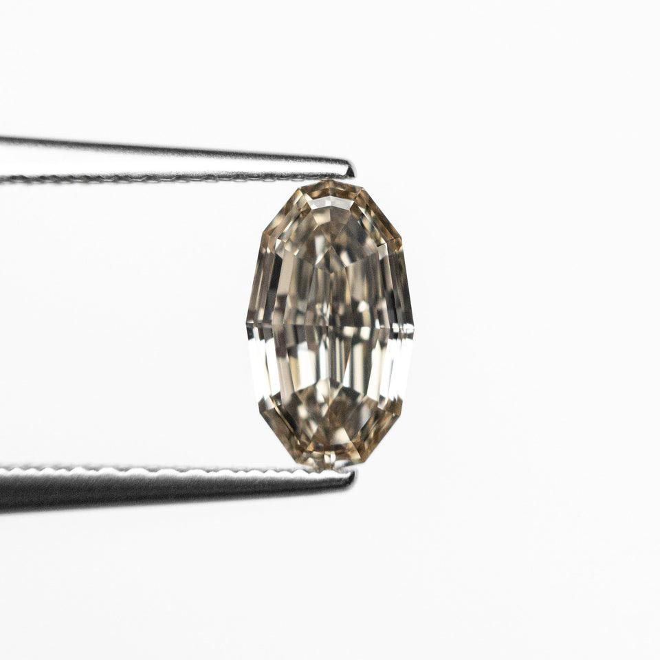 1.02ct 8.52x4.93x3.00mm VVS2 C4 Geo Oval Step Cut 🇿🇦 26119-04