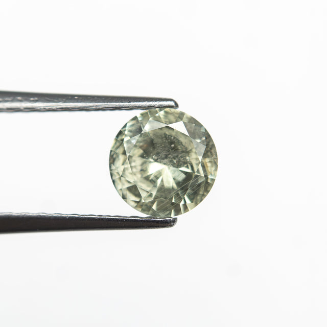 0.73ct 5.56x5.53x3.28mm Round Brilliant Sapphire 26134-18
