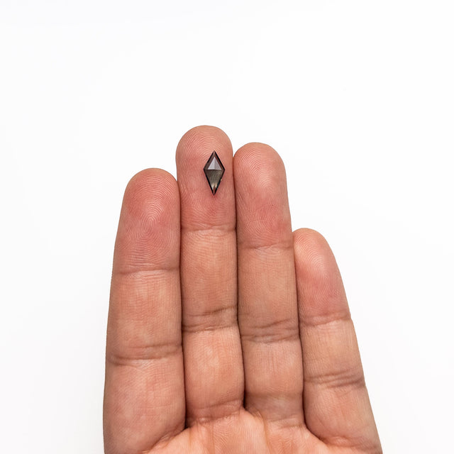 0.81ct 11.24x5.50x2.11mm Kite Rosecut Sapphire 26327-38