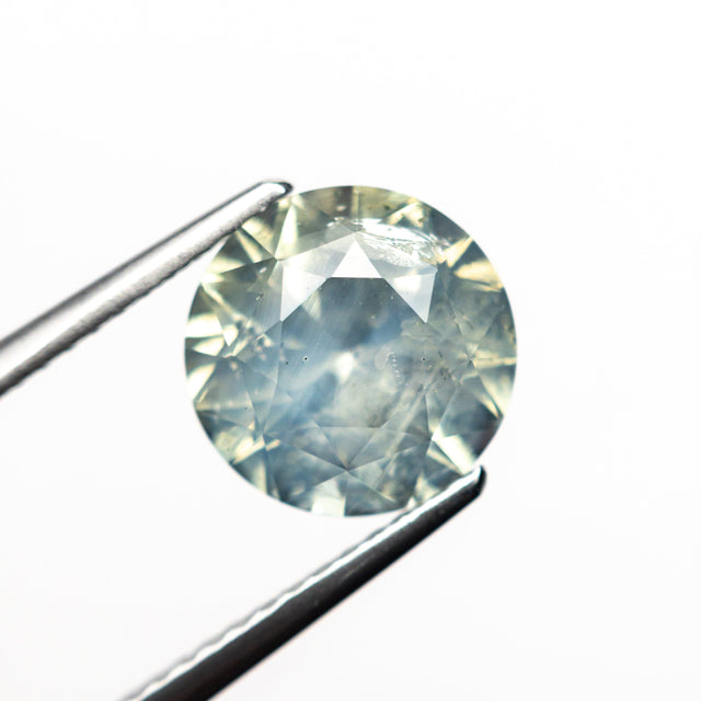 4.04ct 9.05x9.01x6.32mm Round Brilliant Sapphire 26447-01