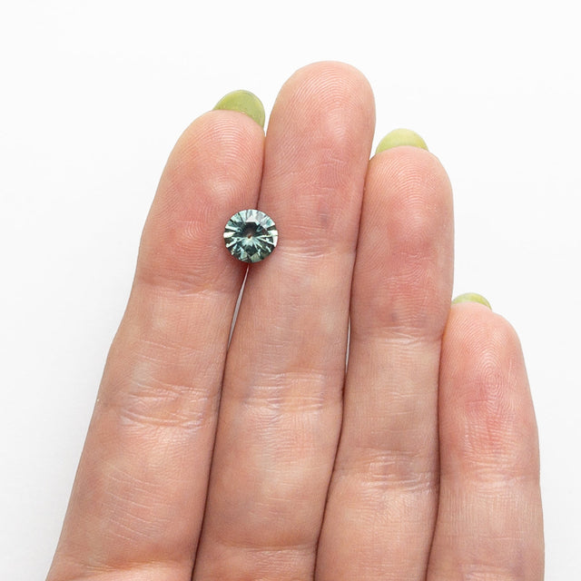 1.34ct 6.79x6.74x4.10mm Round Brilliant Sapphire 26524-29