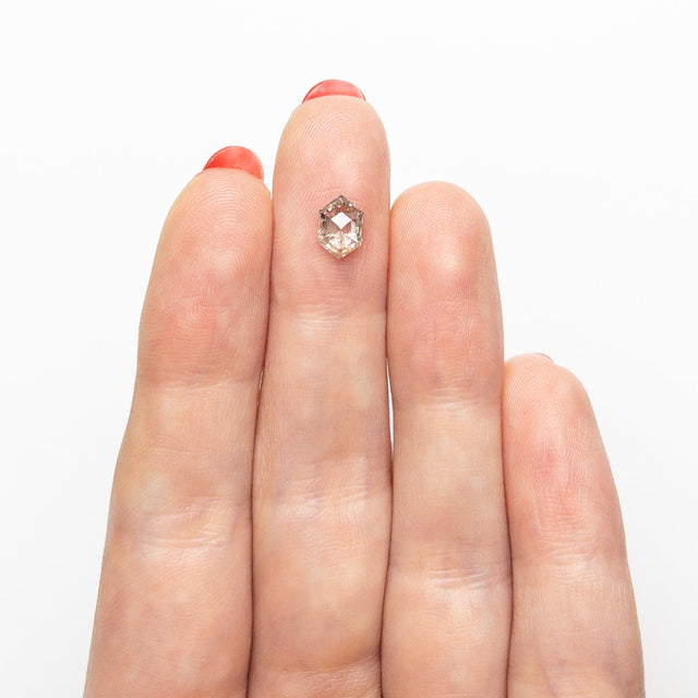 0.82ct 7.17x5.04x2.91mm Hexagon Step Cut 🇨🇦 27036-01