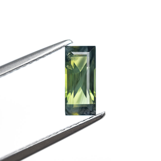 0.82ct 7.9x3.54x2.82mm Rectangle Step Cut Sapphire 27336-42