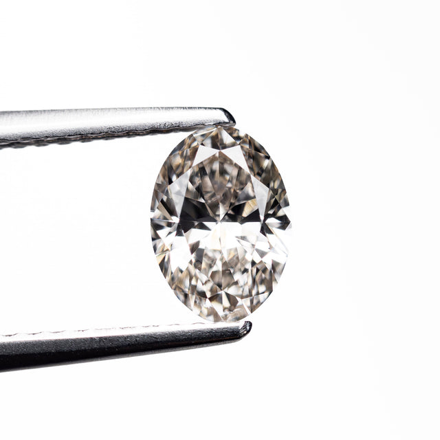 0.82ct 7.36x5.26x3.28mm VS2 L Oval Brilliant 🇨🇦 27378-01