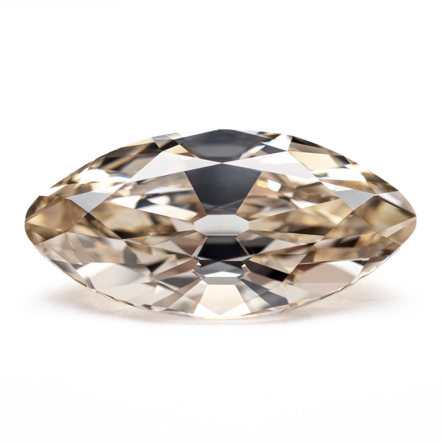 5.51ct 17.12x8.70x5.50mm VS2+ Q-R Modern Antique Moval Brilliant 27406-01