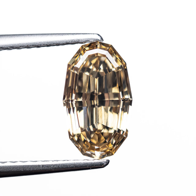 1.71ct 10.04x5.89x3.45mm VS2 C6 Geo Oval Step Cut πΏπ¦ 27517-01