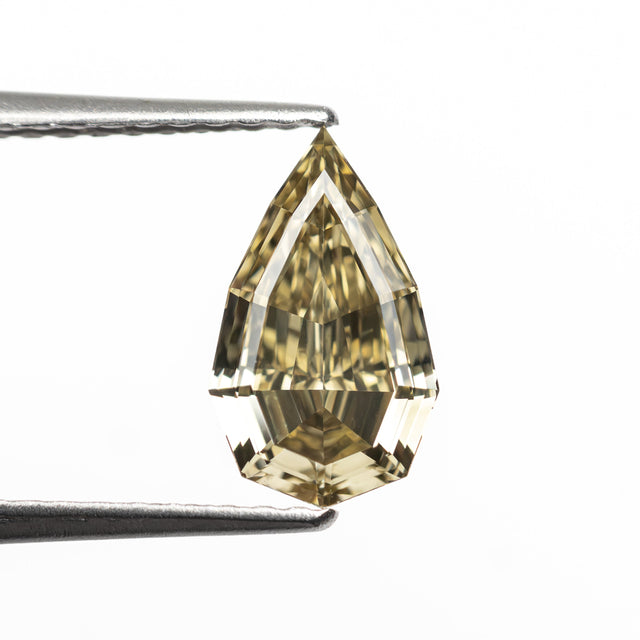 1.03ct 9.47x5.63x2.94mm VS1 C6 Geo Pear Step Cut πΏπ¦ 27518-09