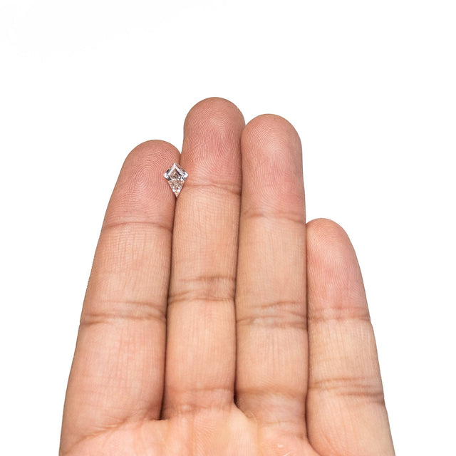 0.76ct 8.56x5.65x3.33mm VS2 M Kite Step Cut π¨π¦ 27931-01