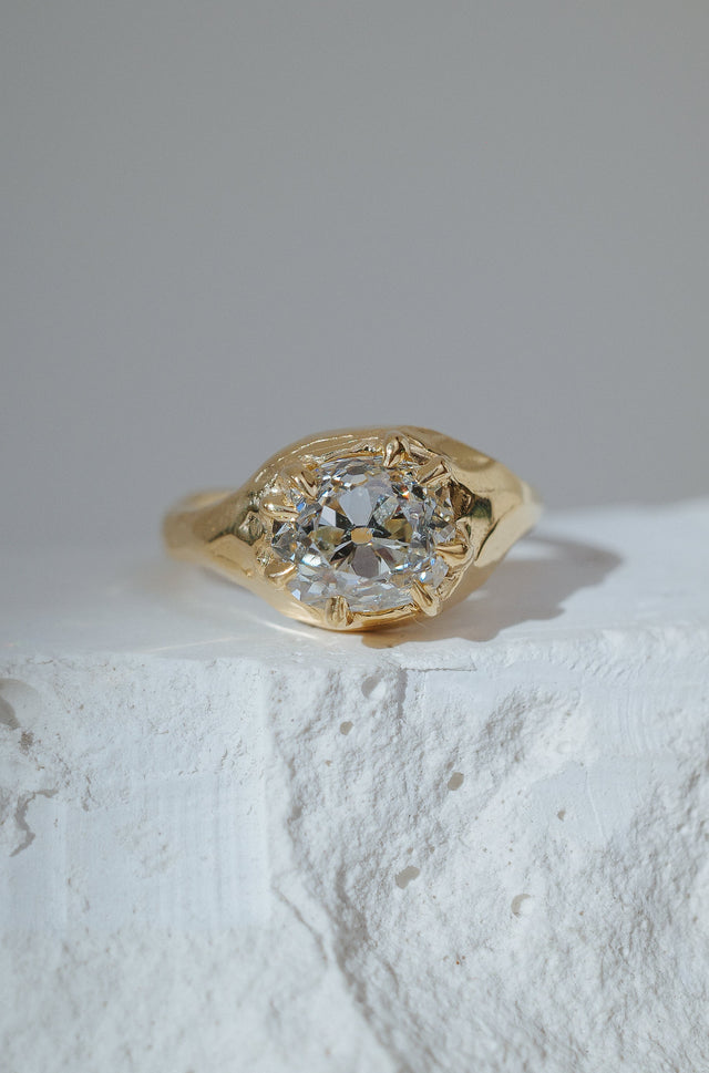 7/ True Antique Oval