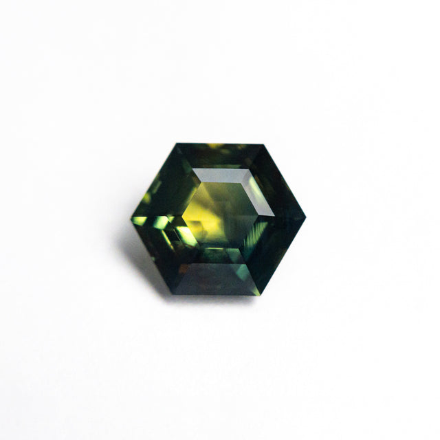 1.80ct 8.00x6.73x4.13mm Hexagon Step Cut Sapphire 25385-02