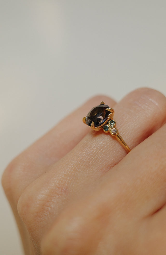 Shifting Sapphire Cluster Ring