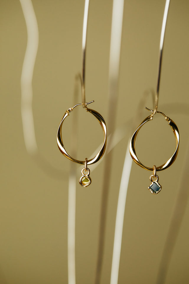 Portrait Sapphire Pendants