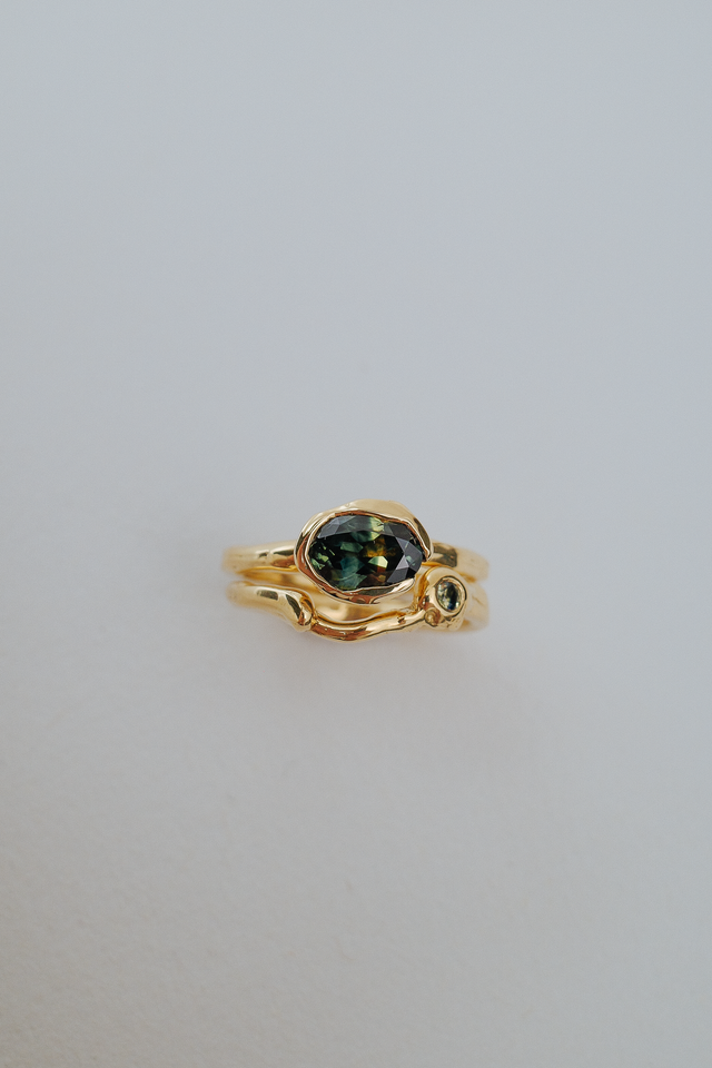 Blue/Yellow Oval Sapphire + Band Set