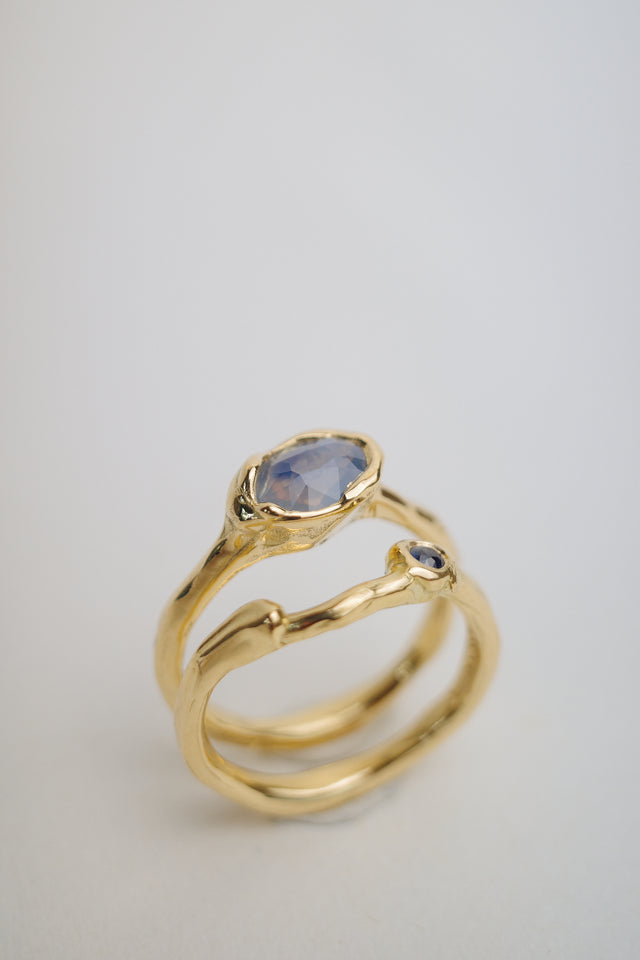 Blue/Pink Oval Sapphire + Band Set
