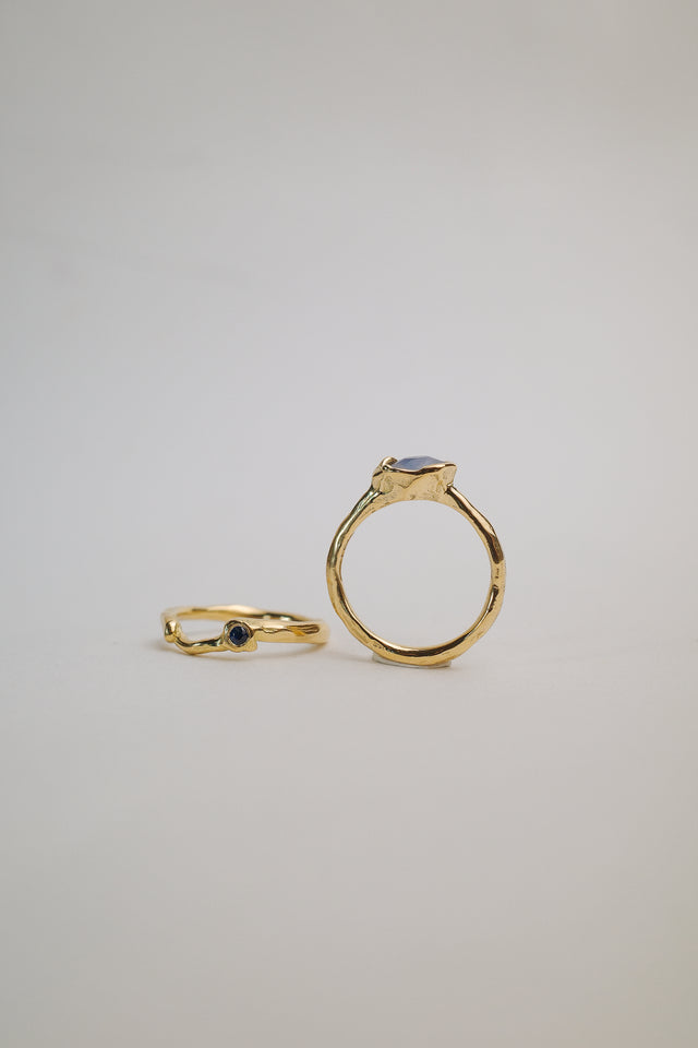 Blue/Pink Oval Sapphire + Band Set