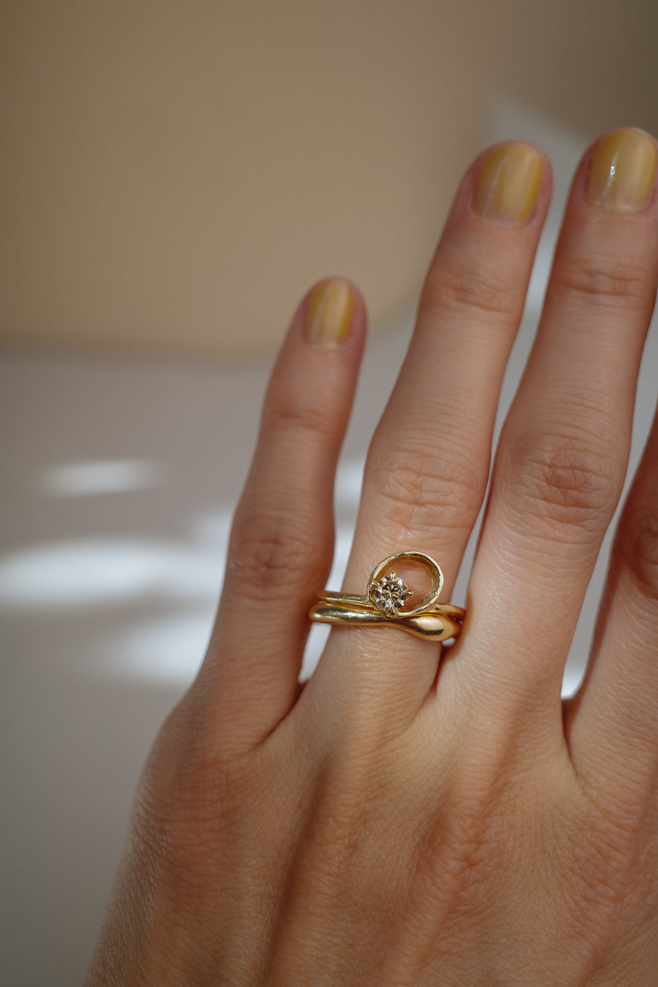 Luz Ring with Champagne Diamond