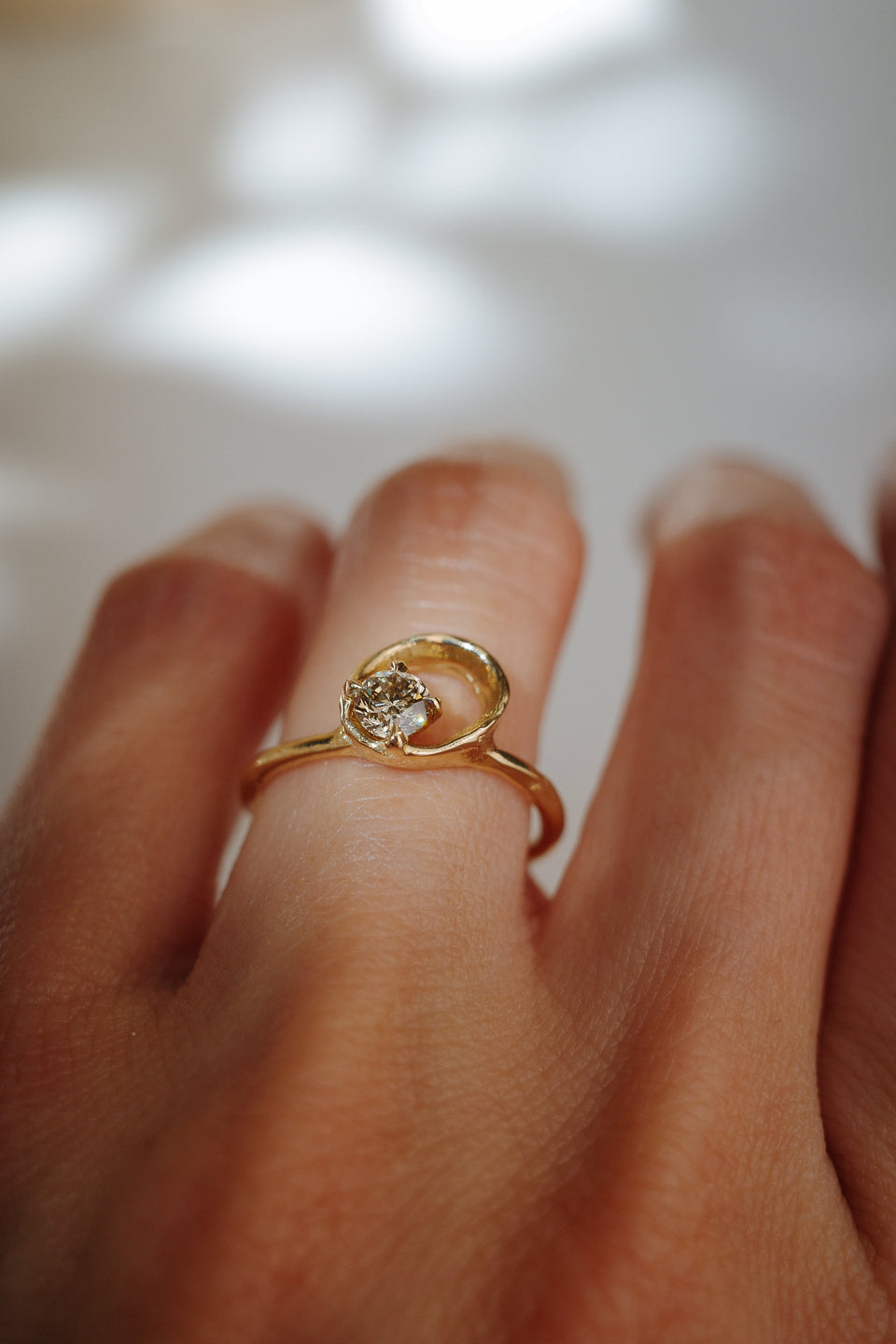 Luz Ring with Champagne Diamond