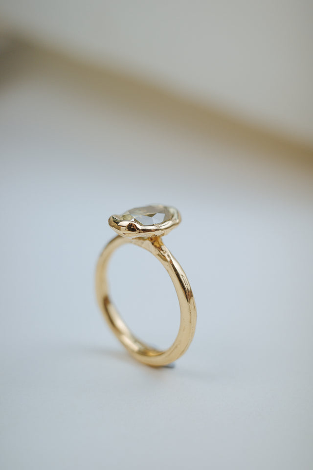 Molten Oval Diamond Solitaire
