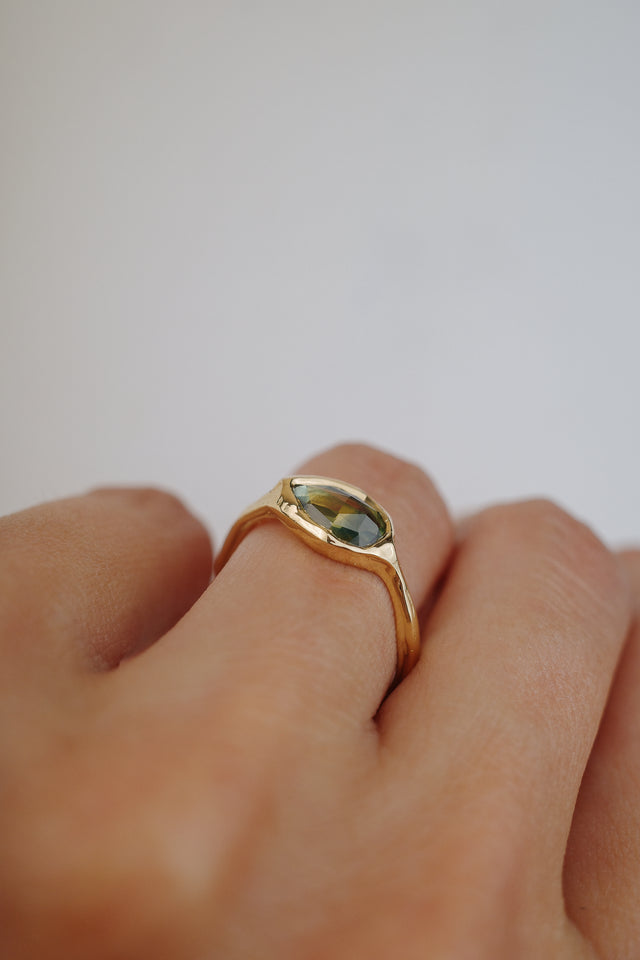Rosecut Pear Molten Solitaire