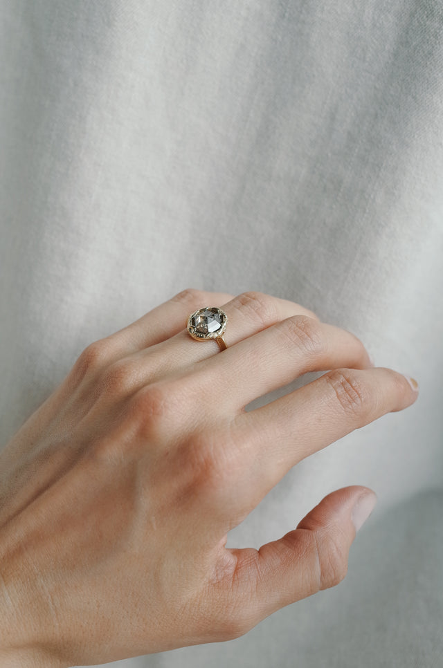 Hexagonal Salt and Pepper Diamond Solitaire