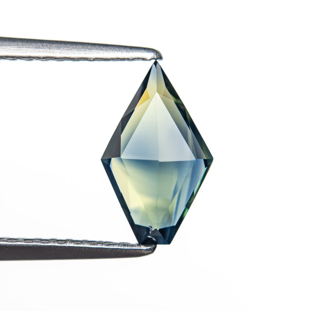 IN SHOP _ 1.13ct 10.01x6.11x2.69mm  Shield Rosecut Sapphire 26327-22
