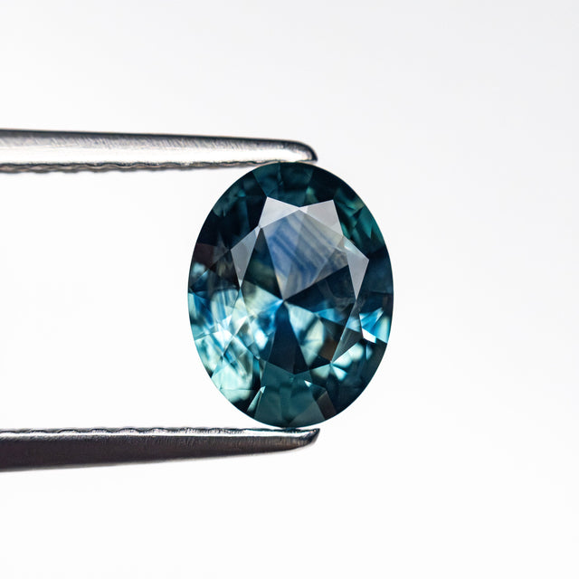 1.21ct 7.73x5.94x3.45mm Oval Brilliant Sapphire 26525-09