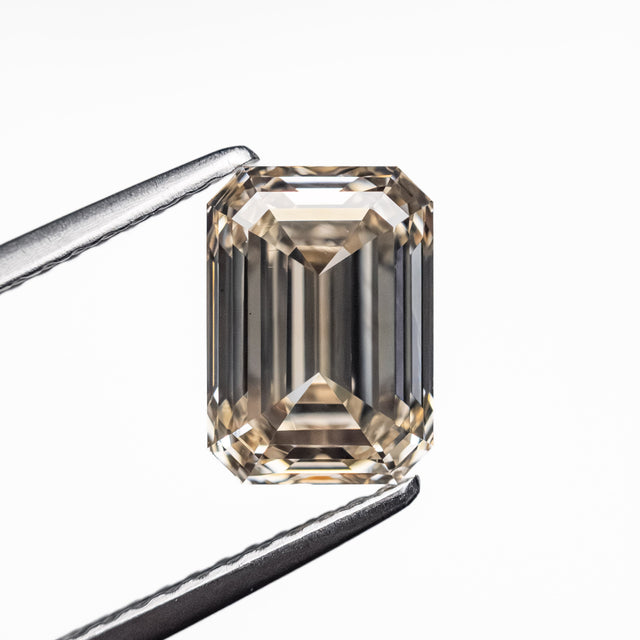 2.02ct 8.16x5.81x4.01mm VS2 C4 Cut Corner Rectangle Step Cut 🇨🇦 26611-01