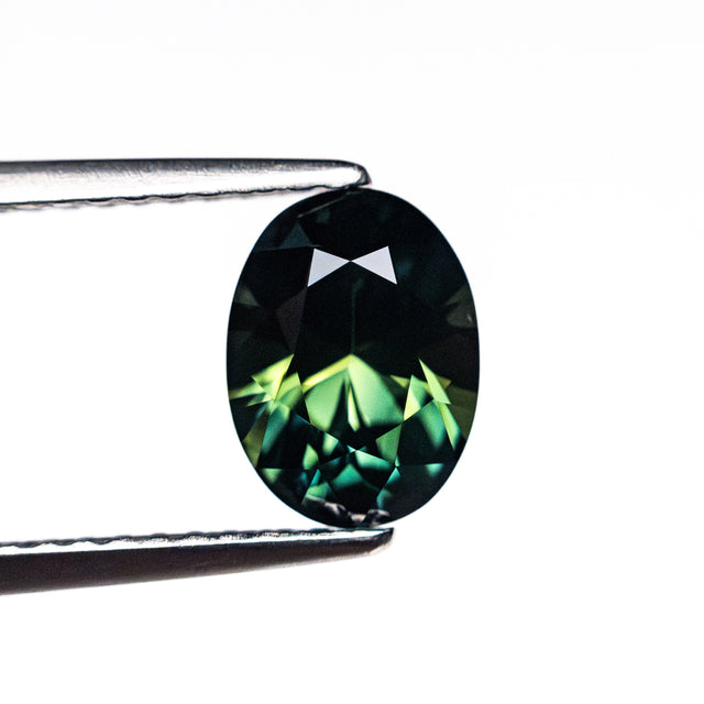 1.63ct 8.11x6.05x4.48mm Oval Brilliant Sapphire 26622-02