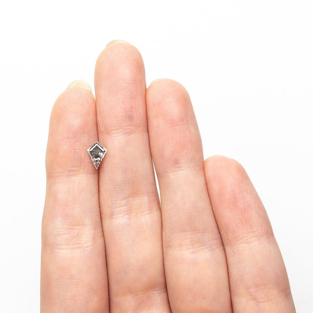 0.64ct 7.42x5.06x3.30mm Kite Step Cut 🇨🇦 26929-01