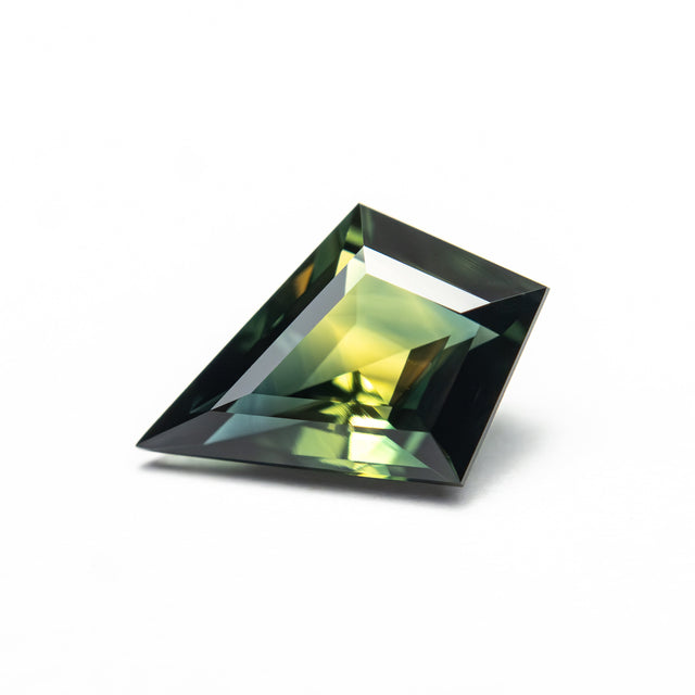 1.42ct 10.55x7.27x3.52mm Kite Step Cut Sapphire 27327-02