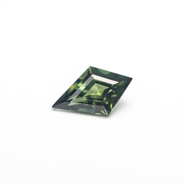 0.70ct 8.41x5.25x3.13mm Kite Step Cut Sapphire 27336-18