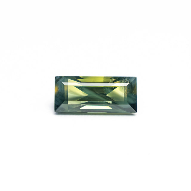 0.82ct 7.9x3.54x2.82mm Rectangle Step Cut Sapphire 27336-42