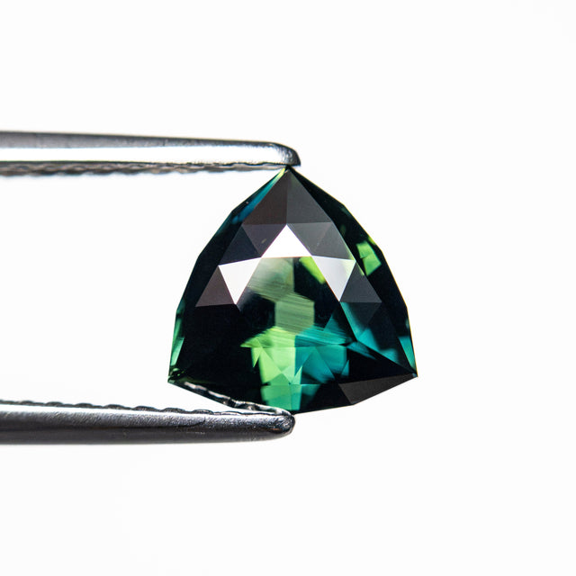 1.64ct 7.30x7.24x4.03mm Geo Trillion Brilliant Sapphire 27766-08