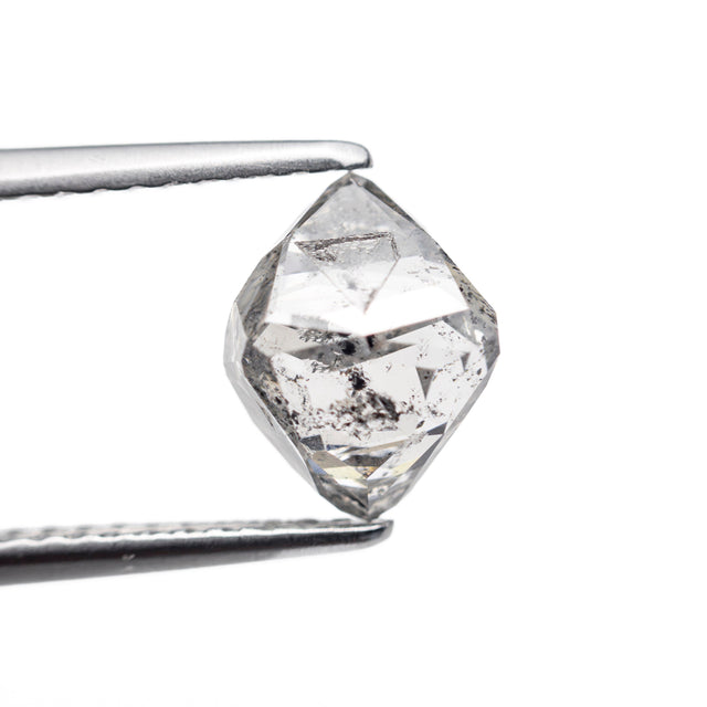 2.62ct 8.09x6.68x6.53mm Octahedron 🇨🇦 27798-02