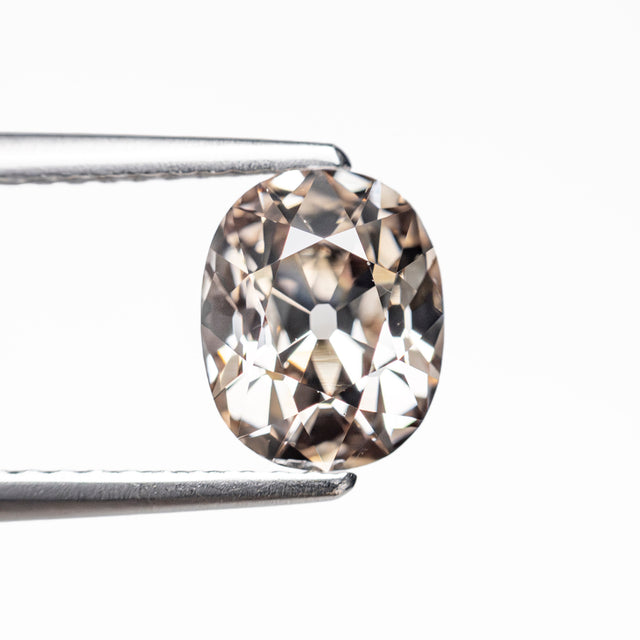 IN STUDIO  _ 1.58ct 7.88x6.37x4.39mm VS2 C4 Modern Antique Old Mine Cut