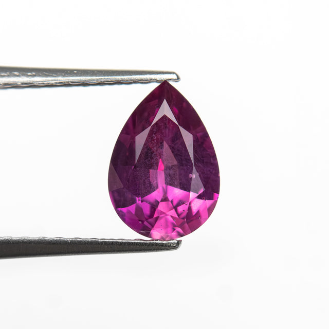 1.10ct 7.93x5.56x3.42mm Pear Brilliant Sapphire 27955-31