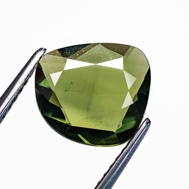 2.75ct 10.08x9.05x2.79mm Amorphous Double Cut Sapphire 28298-08