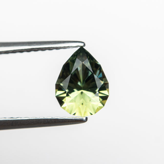 IN SHOP _ 1.26ct 7.88mm x 5.88mm Pear Geometric Sapphire