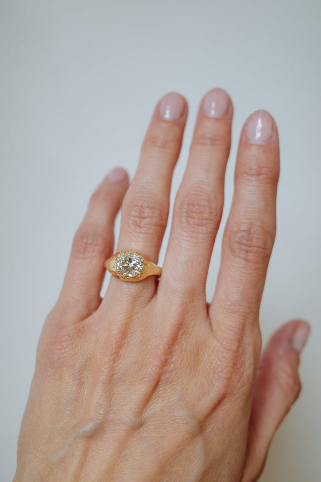 7/ True Antique Oval