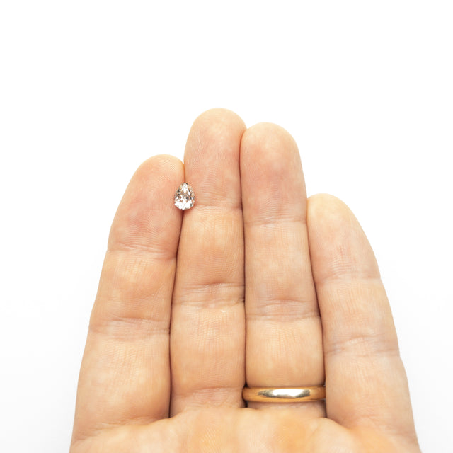 IN SHOP _ 1.01ct Pear Modern Antique Cut White Diamond