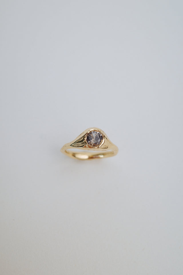 Madagascan Sapphire Orb Ring