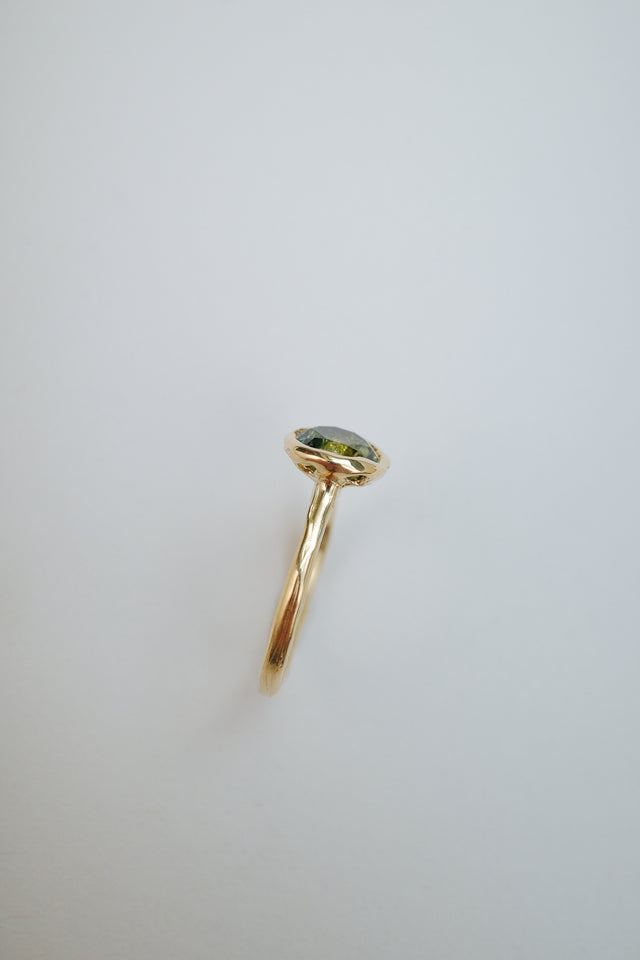 Molten Green Sapphire Solitaire