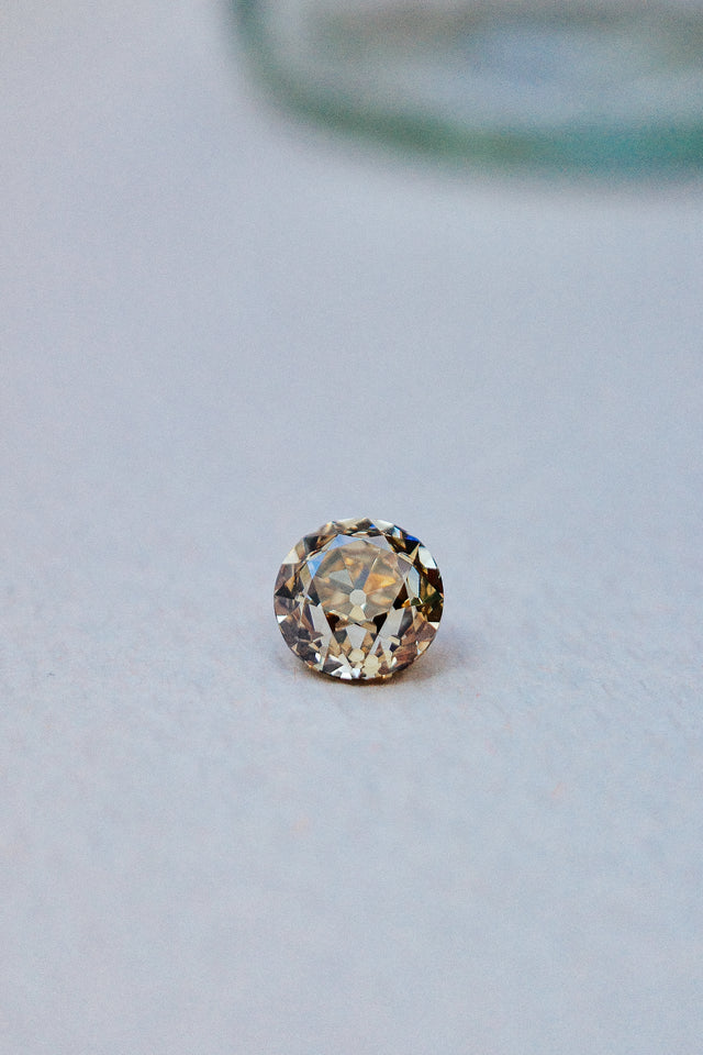 IN STUDIO _ 2ct 7.32mm x 7.46 mm VS1 Modern Antique Old European
