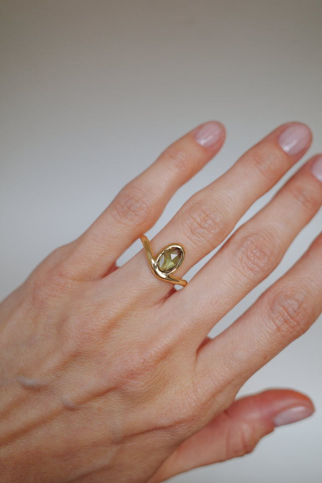 Green Sapphire Flow Band