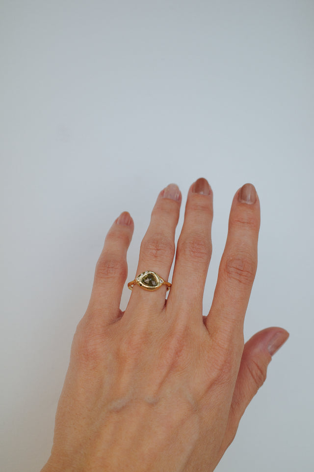 Rosecut Sapphire + Diamonds Ring