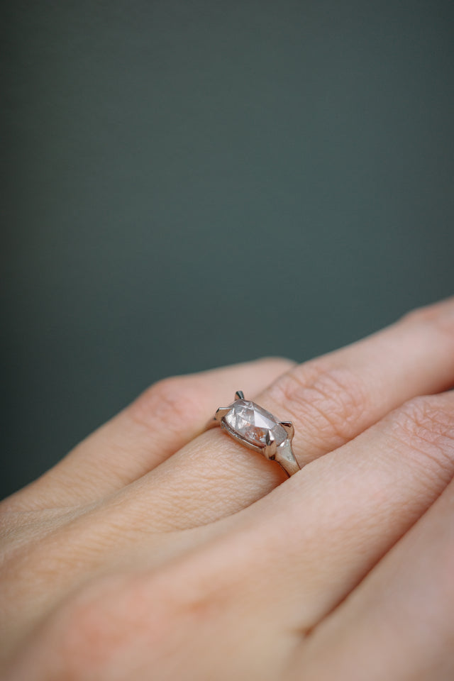Koi Horizontal Diamond Solitaire